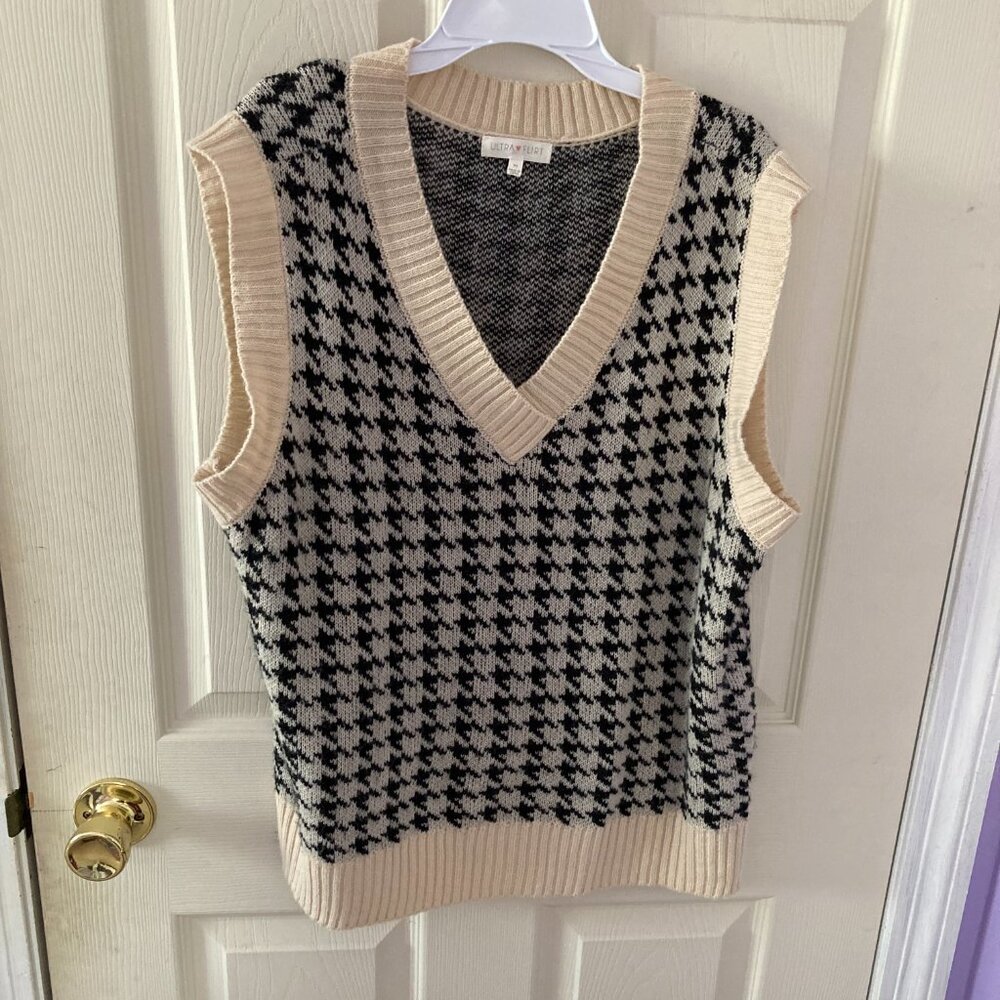 Women Sweater Vest Hounds Tooth Size Medium Ultra Flirt - Picture 2 of 4